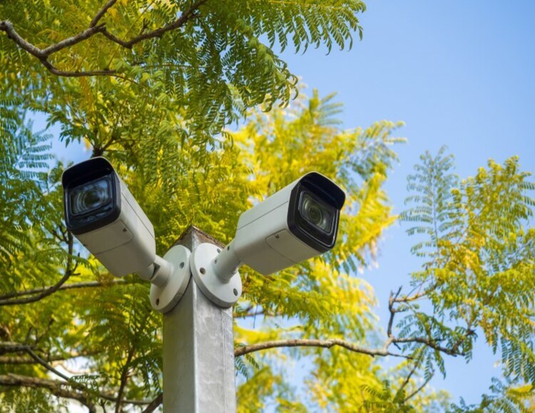 Güvenlik Kamerası ve Alarm Sistemleri Kurulumu